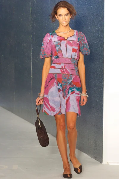 Look 15